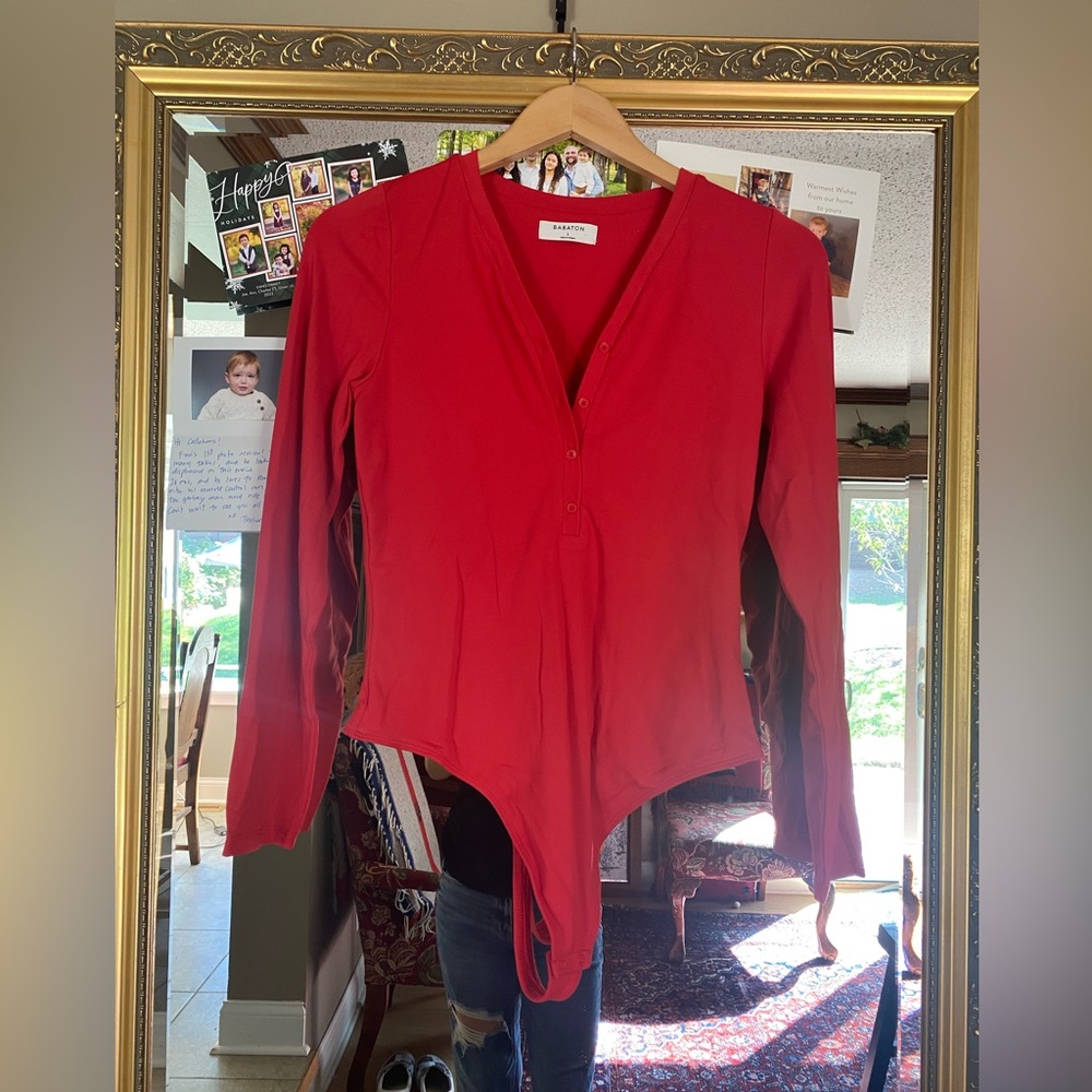 Aritzia Babaton Contour Henley Long Sleeve Bodysuit
